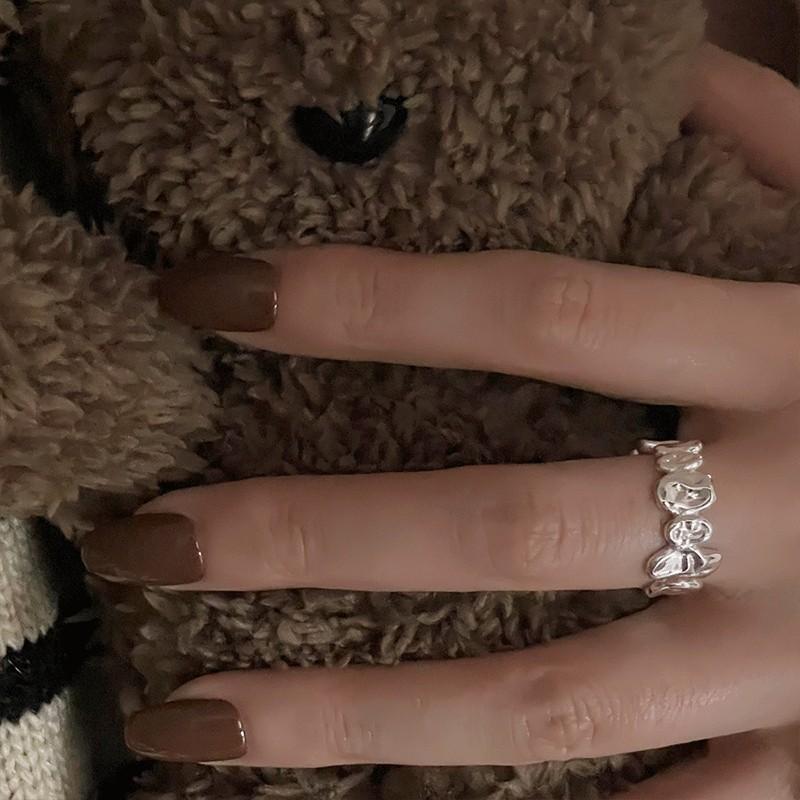 Stylish And Versatile 925 Sterling Silver Ring For Women With Luxurious White Finish Gold