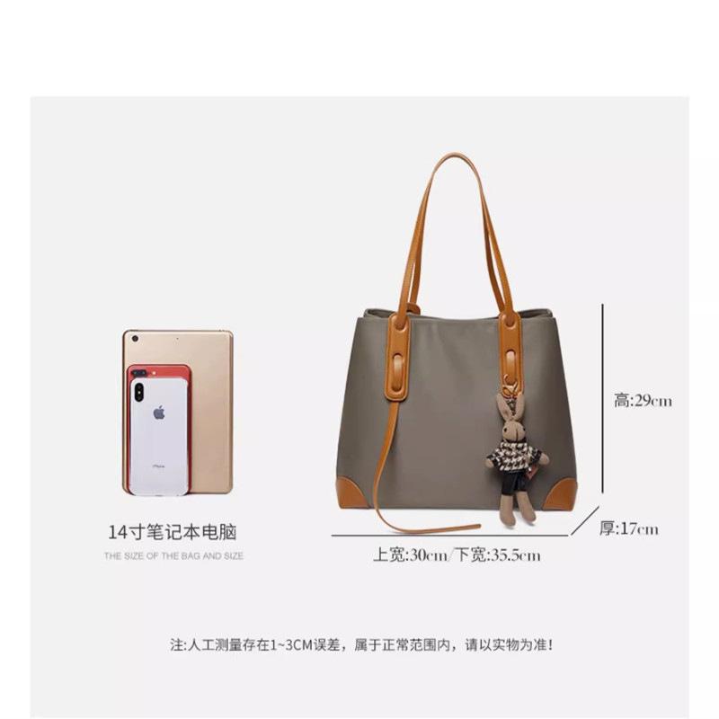 Autumn and winter tide bag women's 2025 new fashion shoulder tote bag large-capacity commuter women's bag high-end canvas bag