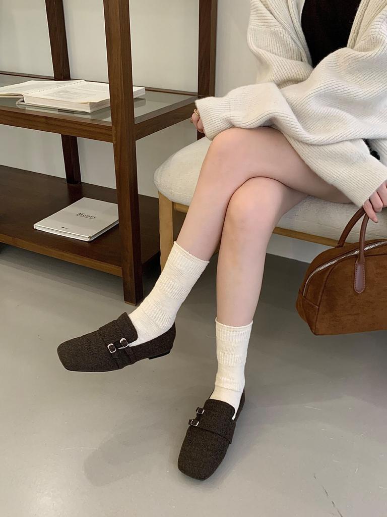 Retro British style loafers women's 2025 autumn and winter new thin square head strap fleece warm casual single shoes women