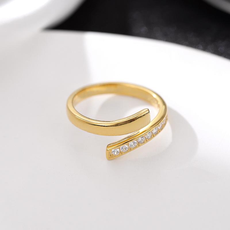 Banyan Tree S925 Silver Mobius Couple Rings - Korean Geometric Design