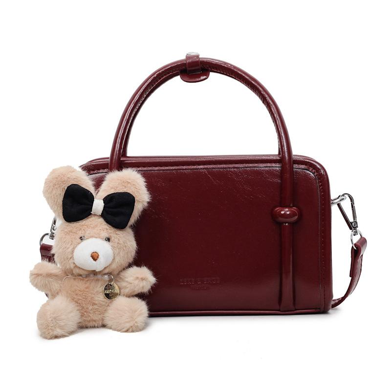 Fashion Trend Handbag Women's 2025 Autumn New Korean Version Ins Trend Simple Foreign Style Small Square Bag Shoulder Bag