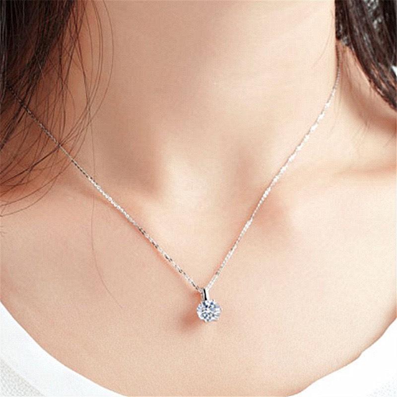 Women's 2 Carat Faux Moissanite Necklace: Six-Prong Diamond Pendant, Classic Luxury Clavicle Chain