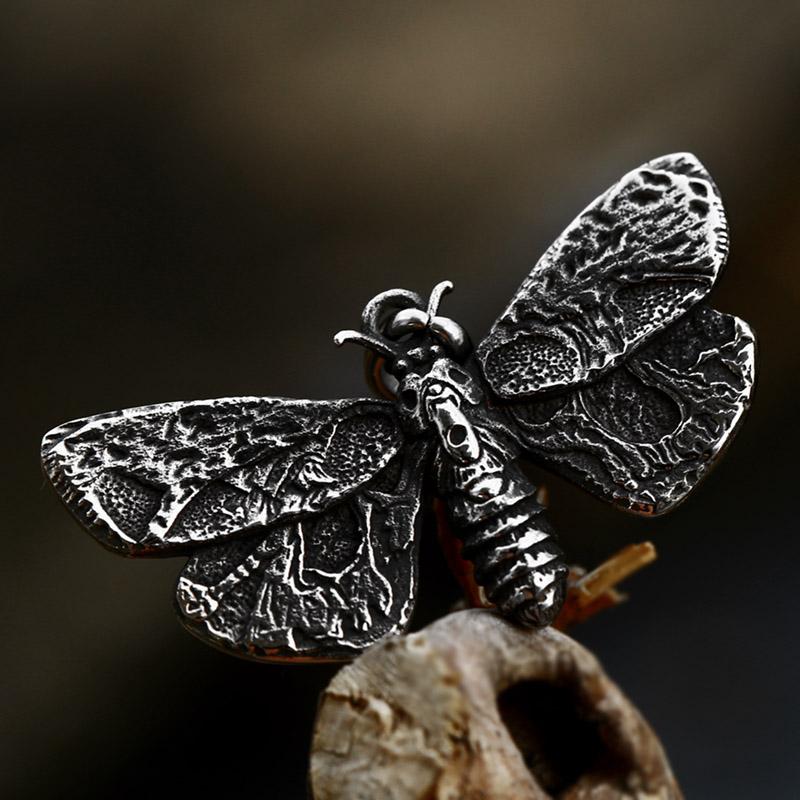 

BEIER 2023 New Special Design 316L Stainless Steel Butterfly Moth Pendant Cool Biker Insect Jewelry For Men Wholesale
