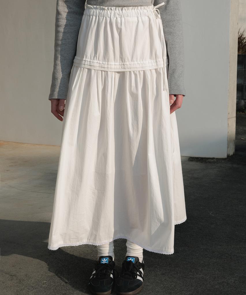 Dehebe Ruffle Long Skirt [Ivory]