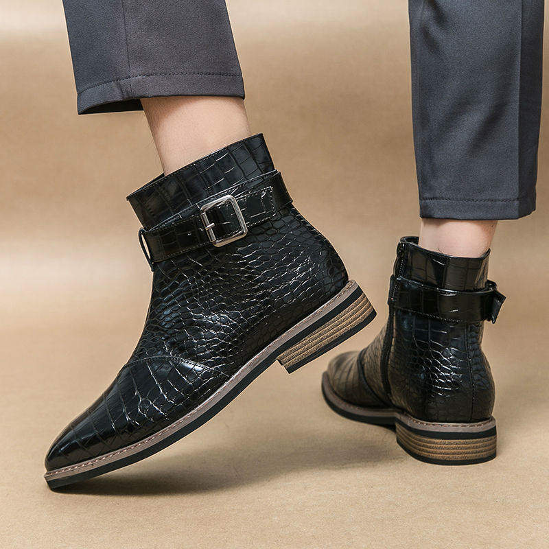 2024 Vintage Black Chelsea Boots Men High-quality Leather Personality Men Boots Dress Pointed toe Men's Ankle Boots botas hombre