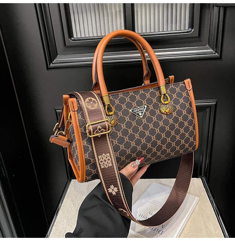 

Осень и зима новая мода плетеная сумка через плечо на одно плечо маленькая квадратная сумка женская сумка ретро сумка-мессенджер чёрный