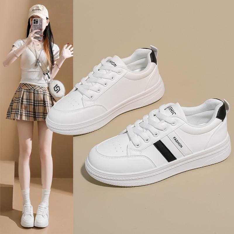 WZ Little White Shoes Women 2026 New Lightweight Thick Bottom Comfortable Versatile Sports and Leisure Board Shoes