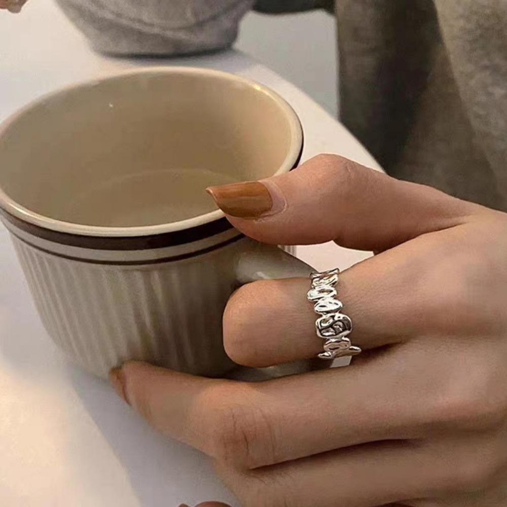 Ring Does Not Fade Niche Design Ins Opening Female High-end Sense Retro Cold Pearl Shell Versatile Irregular