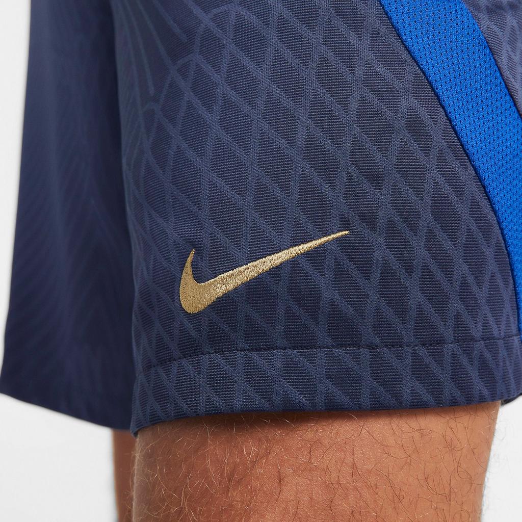 Nike Logo Embroidered Elastic Waist Mid Rise Casual Shorts Men Shorts Navy-Blue DH6469-412