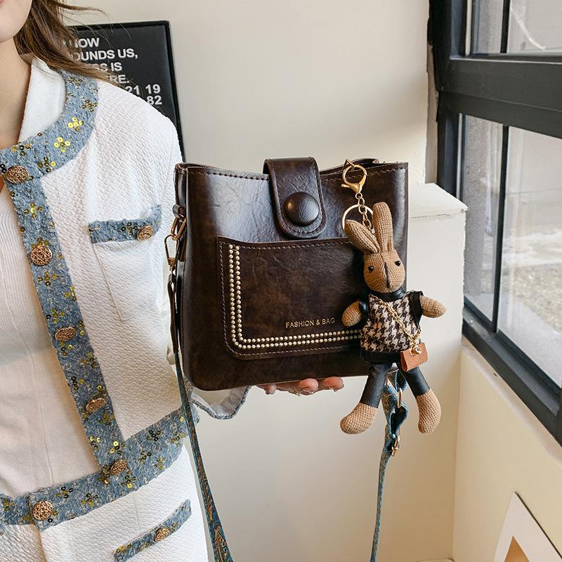 Women's Vintage Korean Wide Strap Bucket Messenger Bag CLE