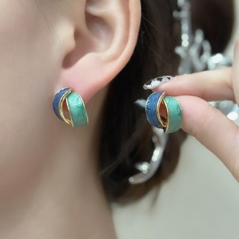 Korean Arc Cross Enamel Stud Earrings for Women Geometric Jewelry Party Accessories