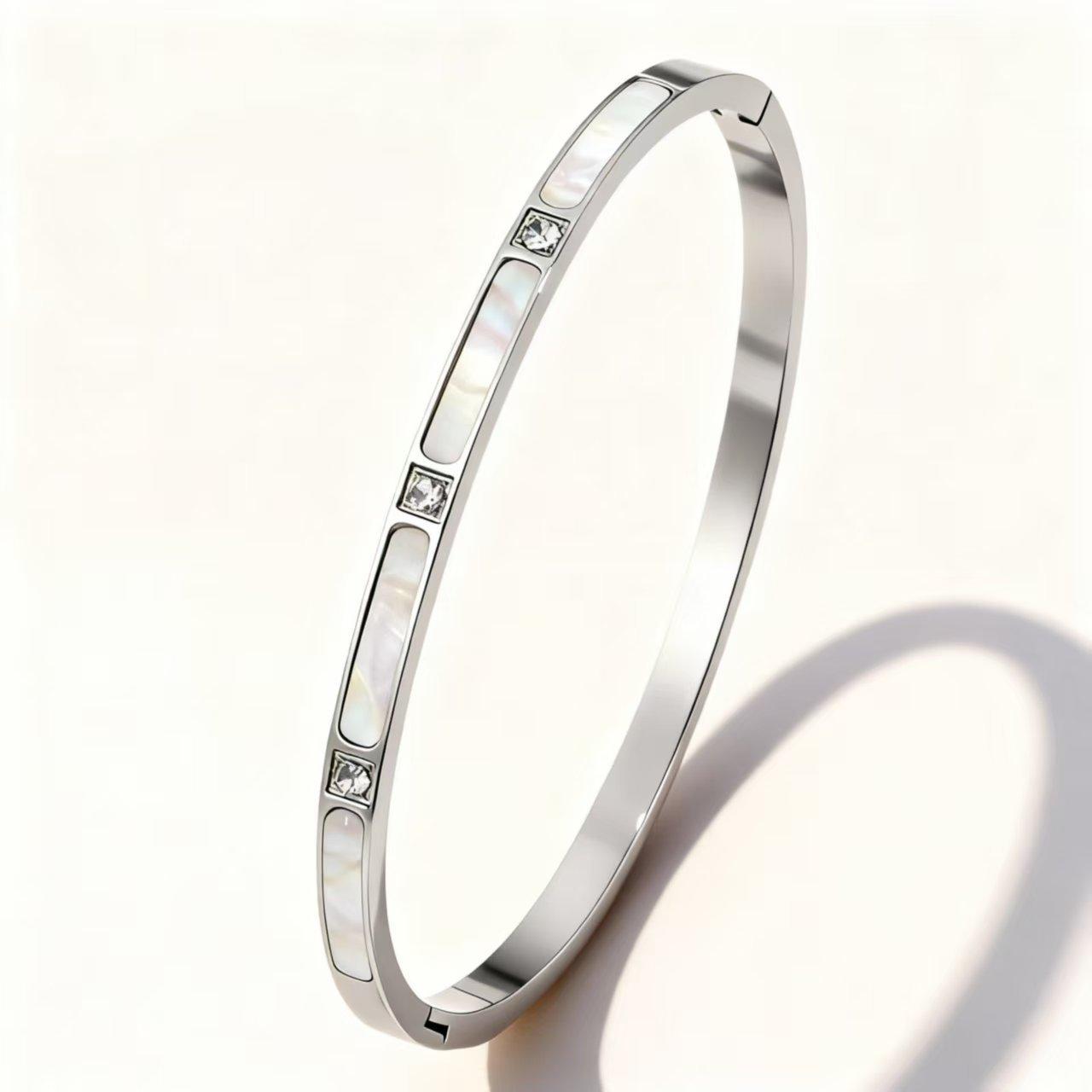 Xinnei Exquisite European and American Bracelets for Girls with High-end Sense One Size(16-22CM)