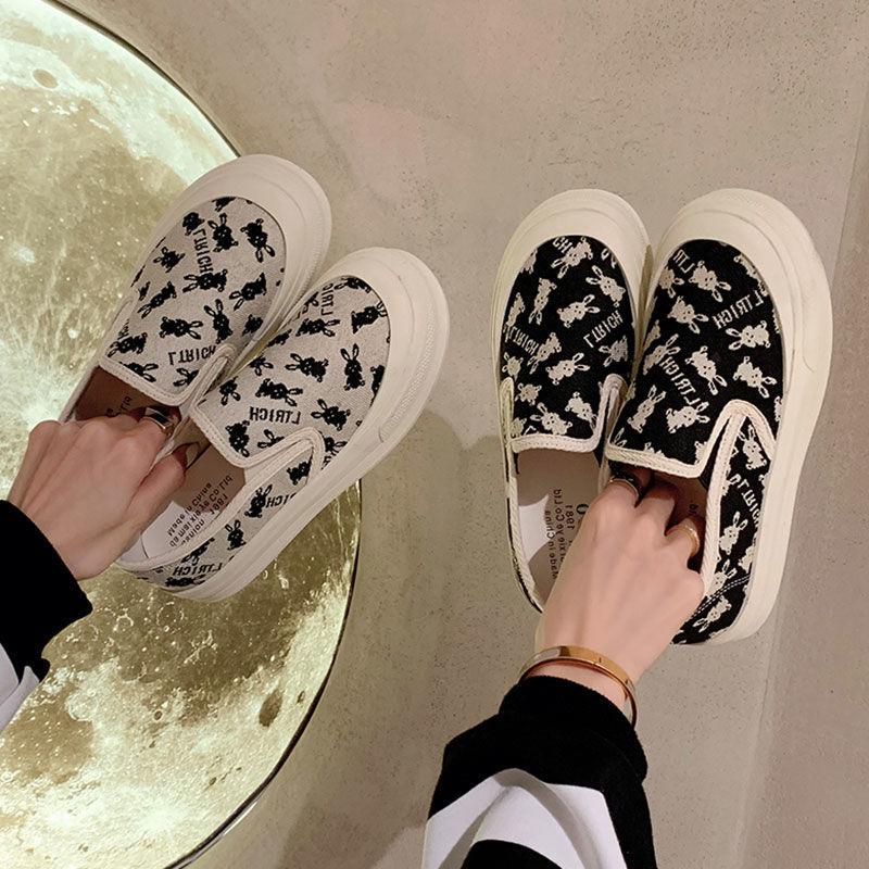 Loafers Cloth Shoes Women's Summer Breathable One-pedal Casual Shallow Mouth Flat-soled Canvas Shoes Women's Lazy Thick Baseplate Shoes