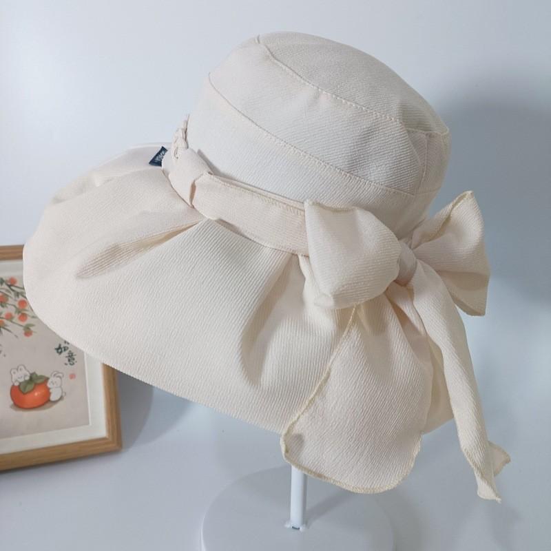 Elegant Floppy Beach Hat For Women With Sun Protection And Foldable Design