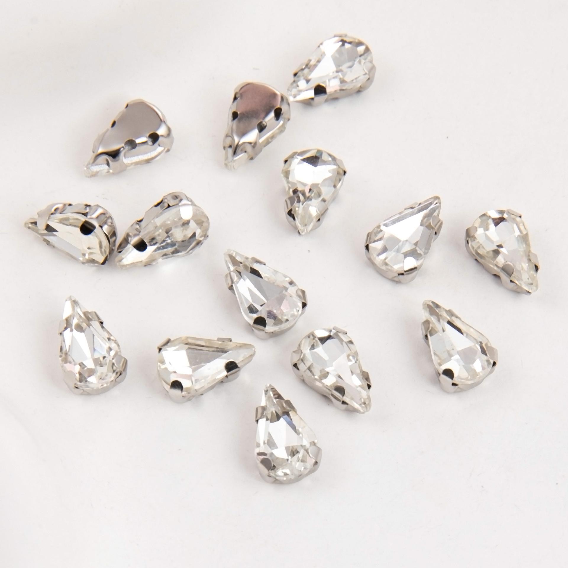 

Мягкий наконечник Капля воды Стекло Коготь Бриллиант Белый К Стальной коготь Кристалл Ручная работа Шов Бриллиант DIY Ювелирные изделия Аксессуары для одежды Свадебное платье 5 * 8mm four-corner claw drill белый