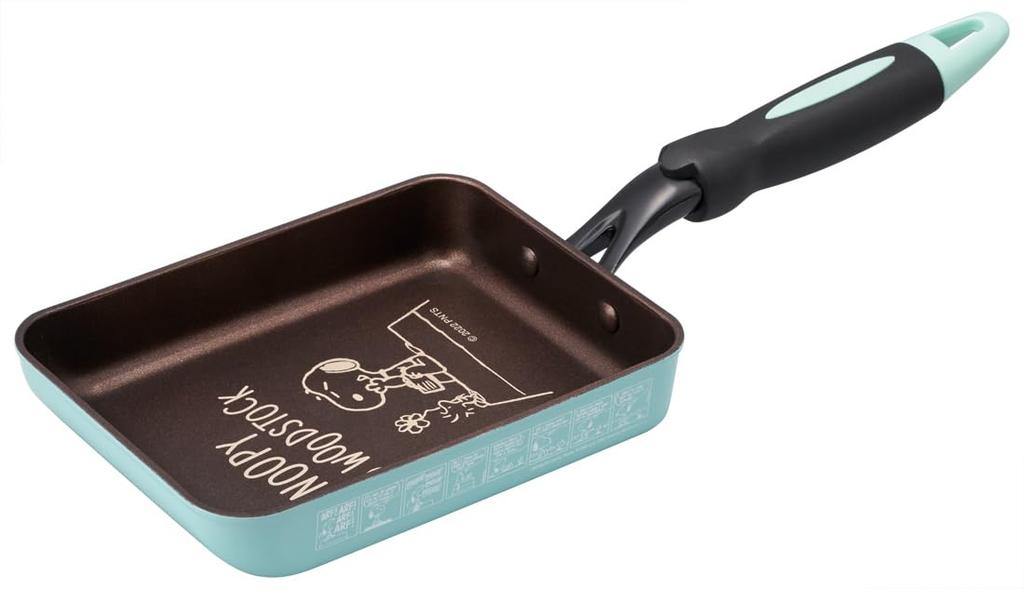 Skater Snoopy Egg 13 X 18 Diamond-Coated Pan, Cm, Induction/Gas Compatible, AEEP3-A