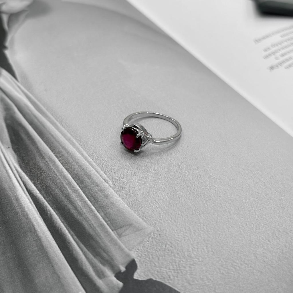 Серебряное кольцо с натуральным рубином, вес изделия 2,61 гр (2159568)