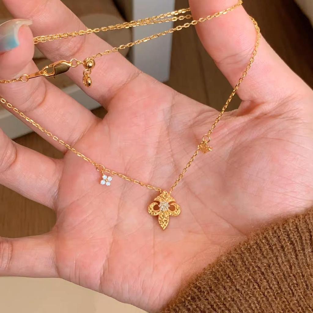 French Medieval Vintage Crushed Ice Ice Iris Necklace High Sense Niche Set Cnc Craft Meter Collarbone Chain Women