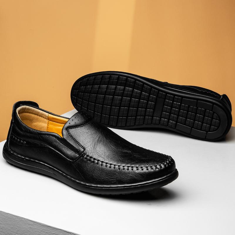 Fashion New Breathable Male Loafers Handmade Casual Leather Shoes for Men Walking Shoes Outdoor Slip On Footwear Handmade Business Flats