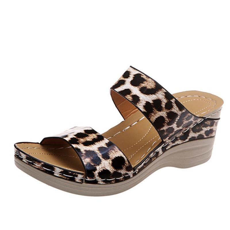 Summer new large size casual round head leopard print snake print flower high heel women's wedge heel slippers