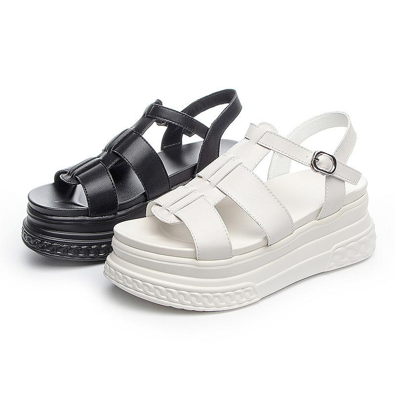 Sandal Girl 2025 New Outer Wear Fairy Style Muffin Hole Shoes Platform Korean Version Ins Trend Roman Cowhide