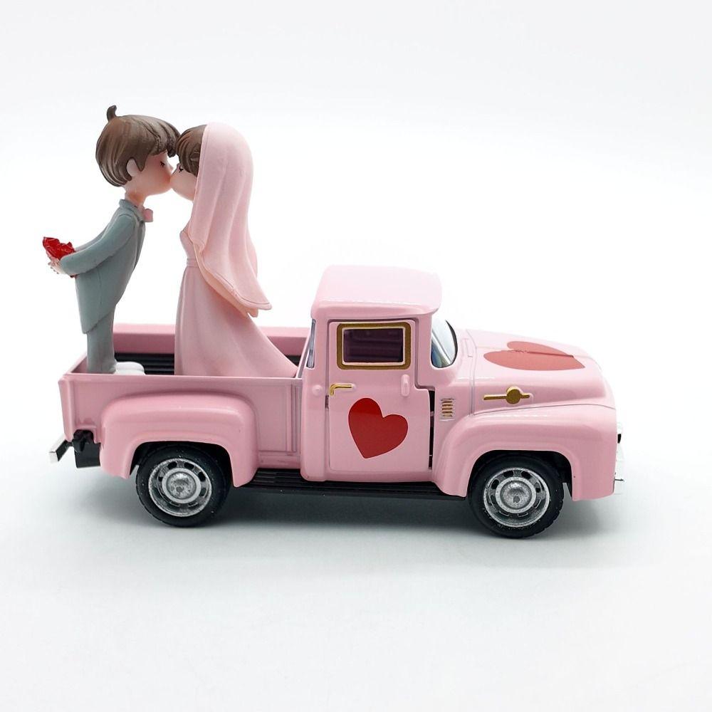 

With Couple Doll Valentine’s Day Truck Decor Statue Metal Car Miniature Model Children Toys Style B