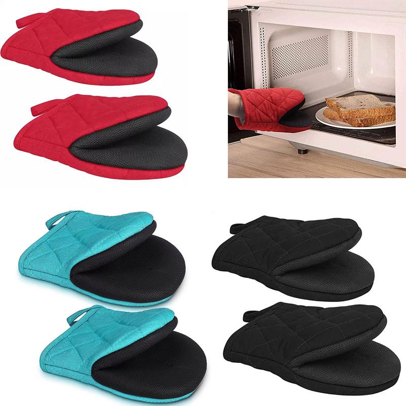 Heat-Resistant Quilted Pot Holders Non-Slip Silicone Lined Oven Mitts for Cooking Baking Grilling Handling Hot Pots and Pans