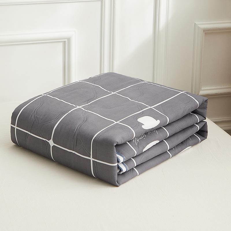 

ГОРЯЧЕЕ Дружественное к коже Хлопковое летнее одеяло с начесом и стиркой Кондиционированное летнее прохладное одеяло Студенческое общежитие Односпальное летнее прохладное одеяло 70X100cm Thin Quilts