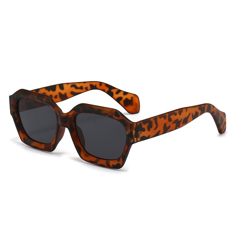 Fashion Square Sunglasses Woman Brand Designer Eyewear Personality Vintage Sun Glasses Female Travel Shades UV400 Glasses