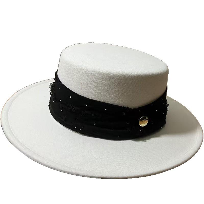 French High-end Sense of Holes and Imitation Woolen British Style Literary Flat Top Hat Women's Autumn and Winter Fashion Elegant Hat Tide