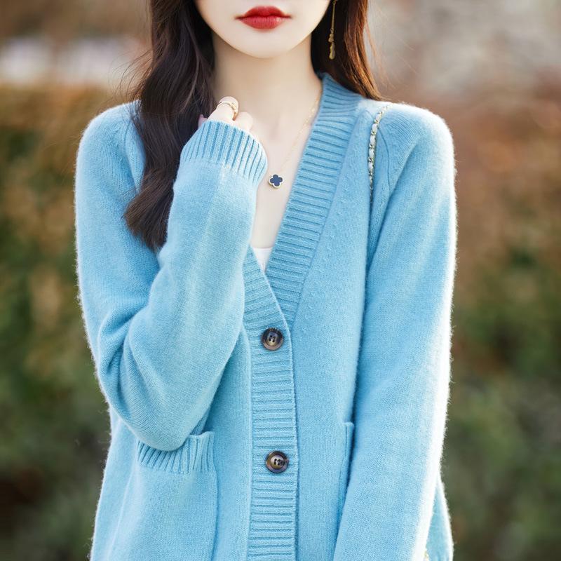 Women's 100% Wool V-Neck Cardigan with Pockets - Loose, Versatile Solid Color Sweater for Autumn & Winter.
