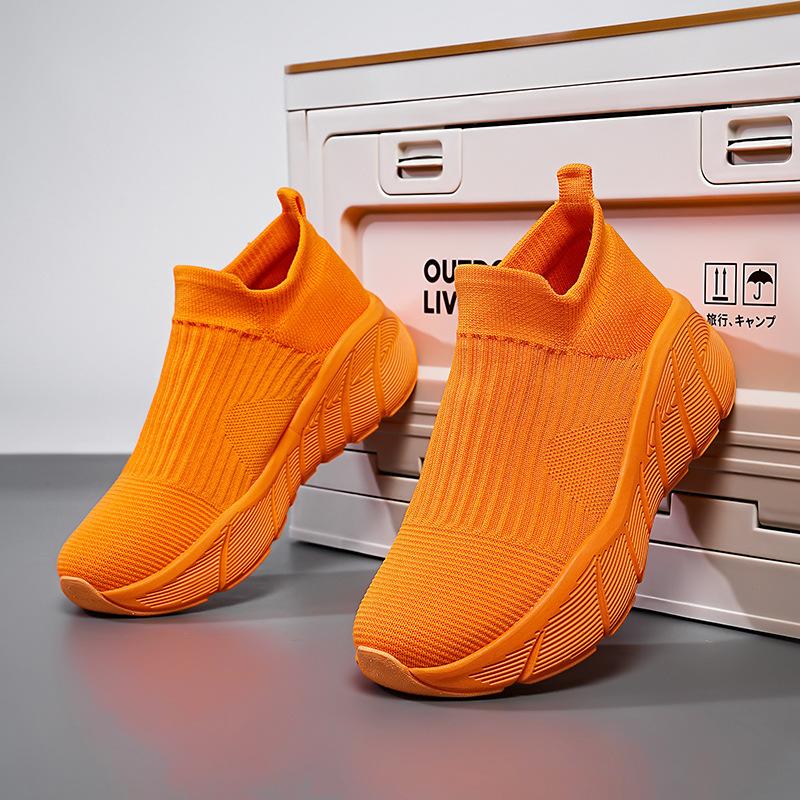 Lazy Comfortable Spring and Autumn Fly-woven Socks Shoes Thick-soled Large-size Sports Shoes Shock-absorbing Running Shoes