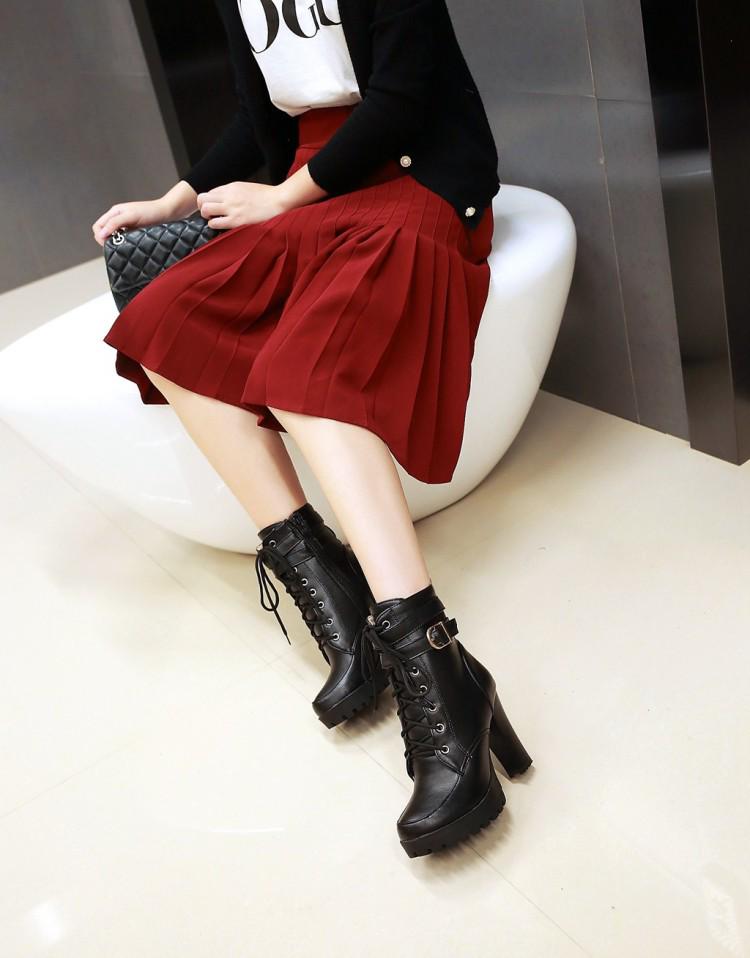 Women's Chunky Heel Waterproof Platform Martin Boots with Belt Buckle and Lace-up Design