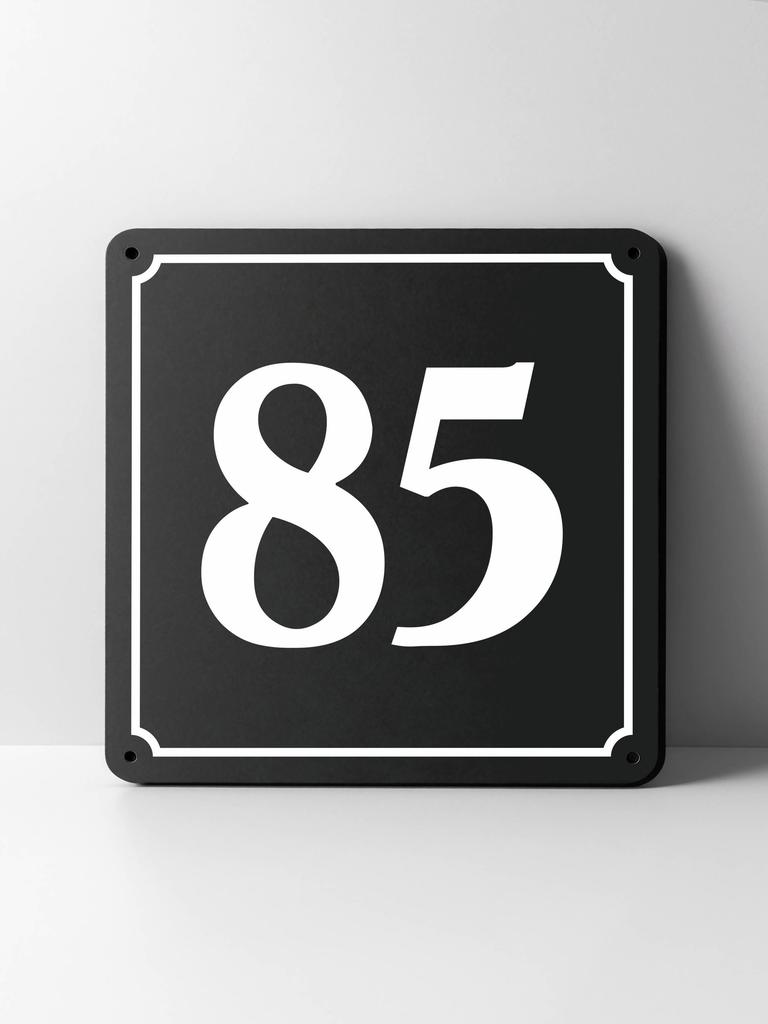 Metal House Number Sign, Black White Contrast, Outdoor Wall Decor for Home Street