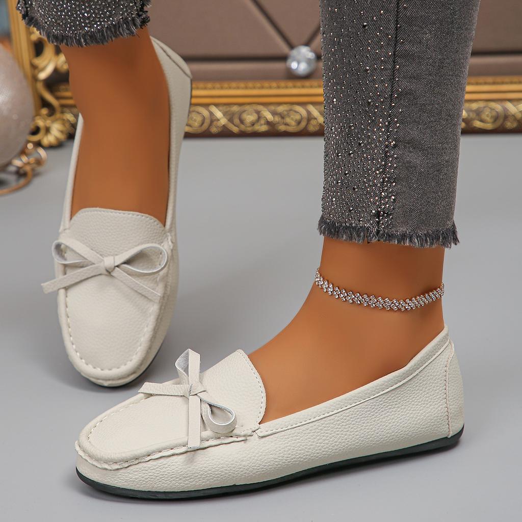 Women's Causal Flat Shoes New Summer Round Toe Slip on Walking Shoes for Women Outdoor Plus Size Butterfly Knot Women's Loafers