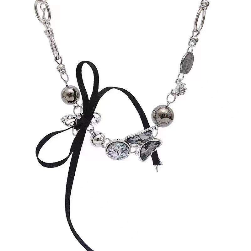 Love butterfly heavy industry necklace female premium collarbone chain sweet cool babes exaggerated choker collarbone chain