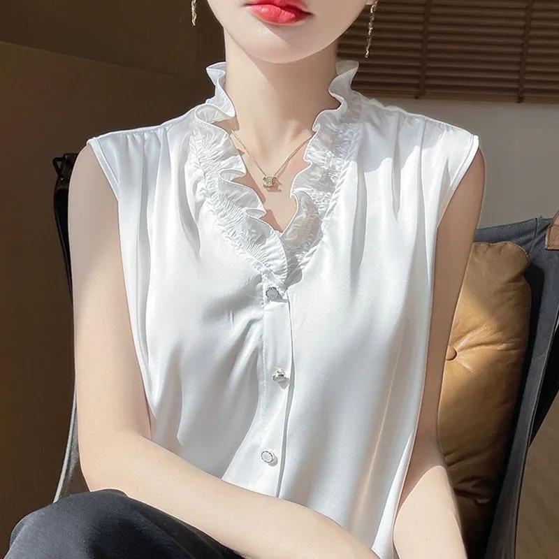 Women Ruffle Trim V Neck Sleeveless Button Down Satin Blouse M белый