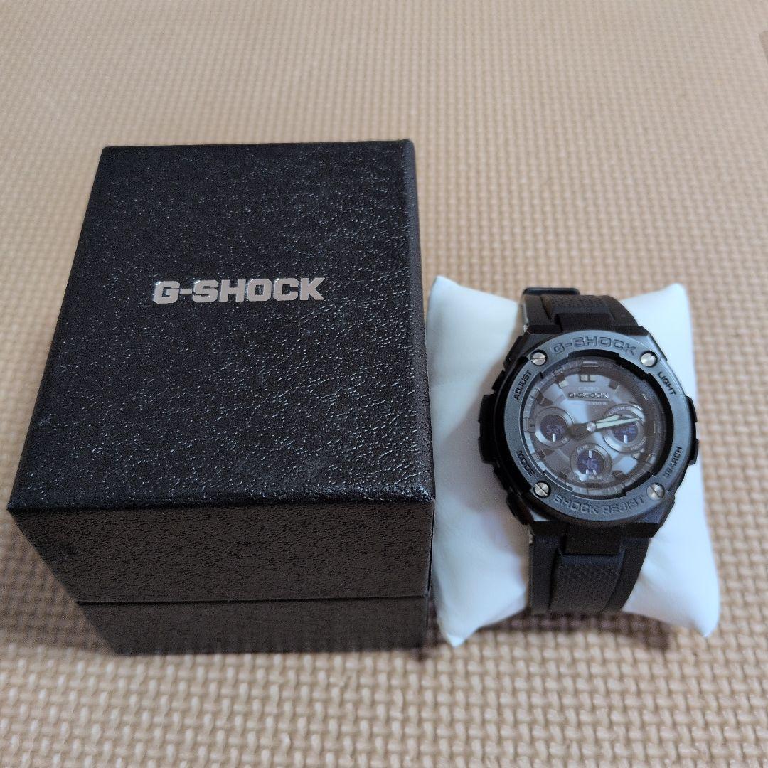 CASIO Casio G-SHOCK GST-W300G Radio Solar