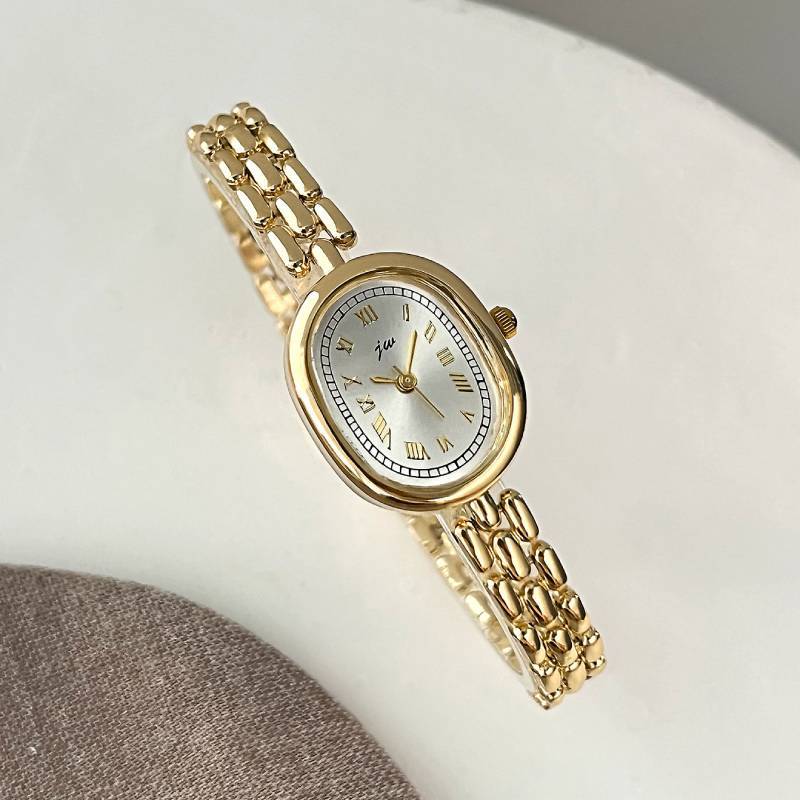 Minimalist Ladies Watch With Quartz Movement For Casual And Elegant Wear