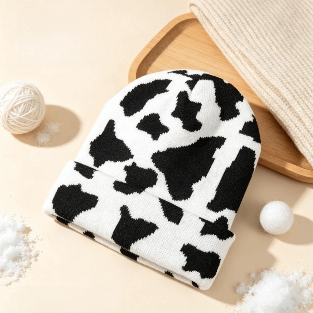 Thickened Pullover Hat Ear Protection Winter Beanie Hat Versatile Cow Pattern Knitted Hat Riding