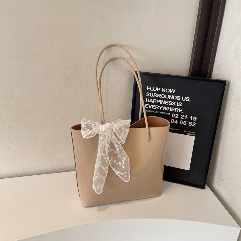 Fashion Large-capacity Tote Bag Women's Shoulder Bag Versatile Solid Color Mother and Child
