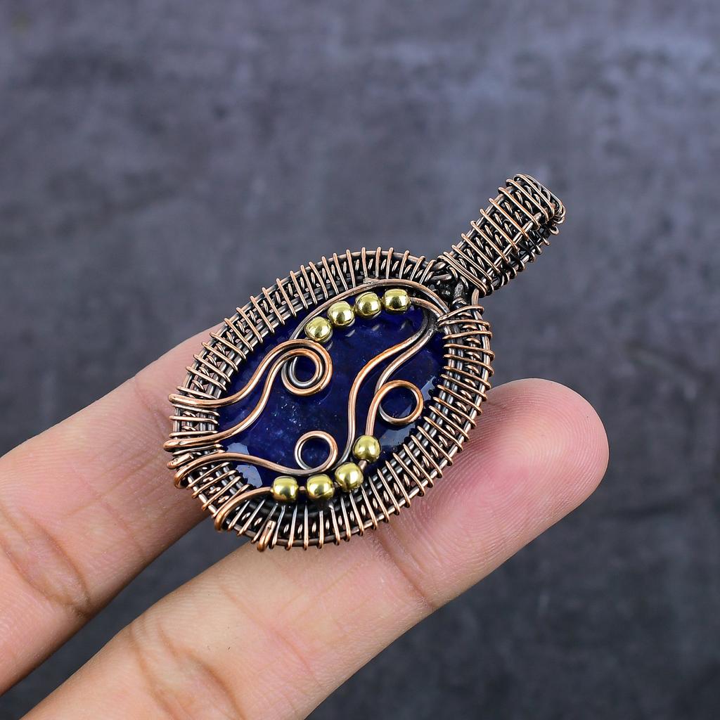 Sapphire(Simulated) Gemstone Copper Wire Wrap Jewelry Pendant 2.17" D5k89