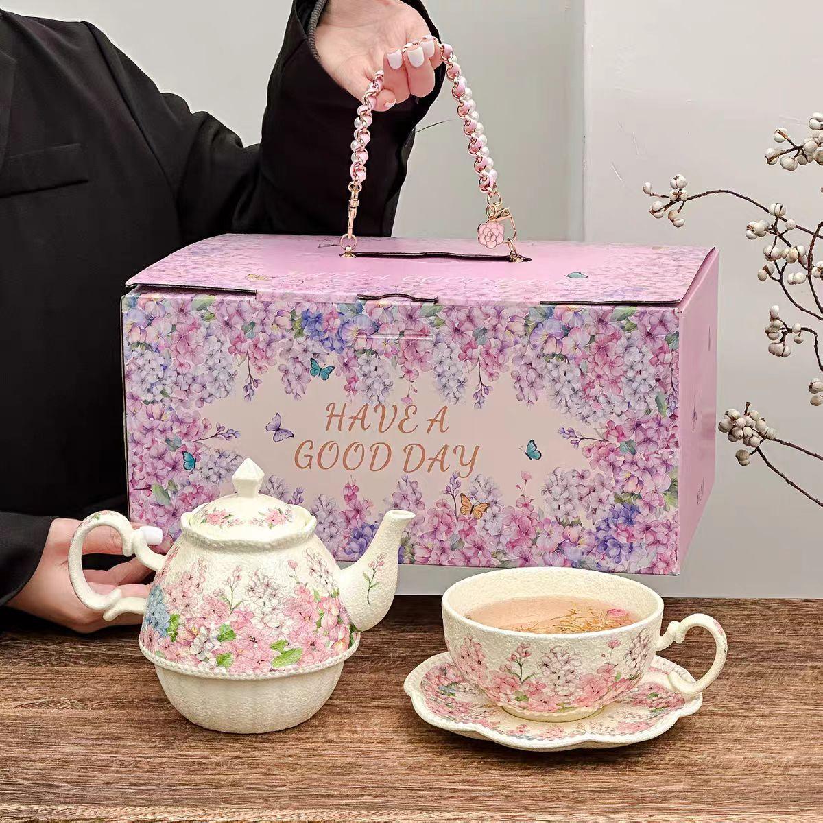 

Англійський Полуденний Чайний Сервіз, Керамічний Чайник Мати та Дитина, Квіткова Чашка для Чаю в Подарунковій Коробці, Весільний Подарунок на День Народження. Splendid home mother-child teapot, cup,,saucer set слонова кістка