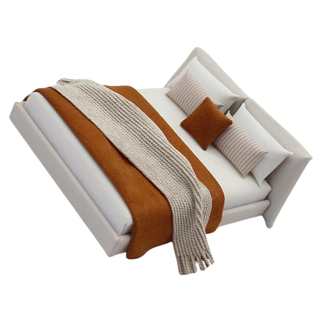 1/20 Scale Dollhouses Bedroom Decorative Miniature Double Bed With Beddings for Craft Project Model Scene Display Decors