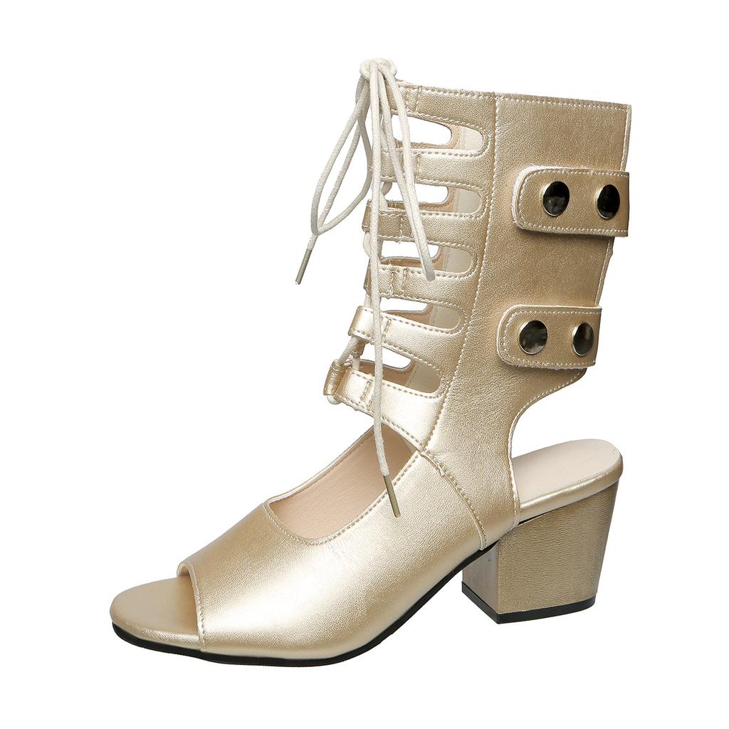 New Fashionable Cool Boots with High Tops and Straps
