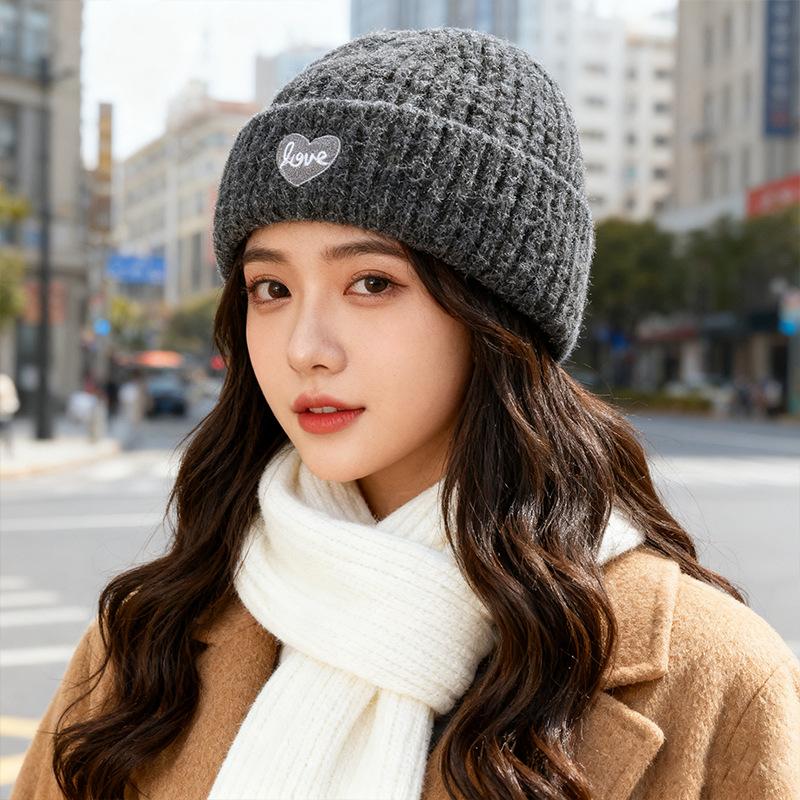 Autumn and Winter Warmth, Love Letter Embroidered Hat, Women's Big Head, Knitted Hat, Ear Protection, Cold Protection Beanie