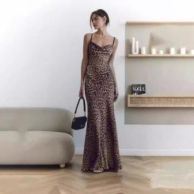 Šaty – Koktejlové a večerné šaty