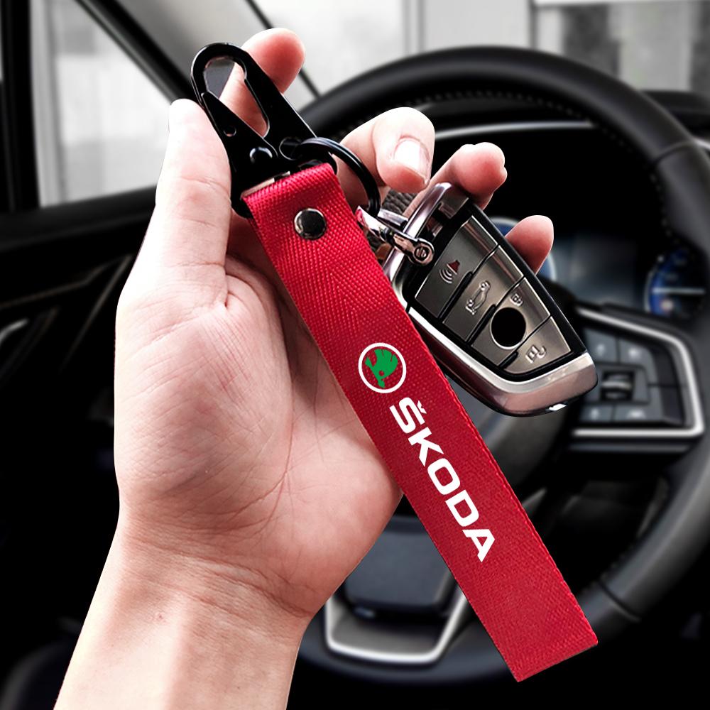 Key Chain Rings Thickened Keychain Lanyard Strap Long Lasting Use Car Badges Keyring Auto Replacement Accessory For Skoda Rapid ulsh63