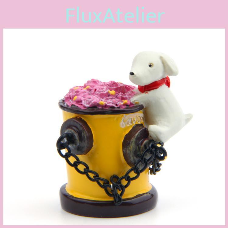Dog Small Fire Hydrant Resin Ornament For Scene Decoration And Gifts Use