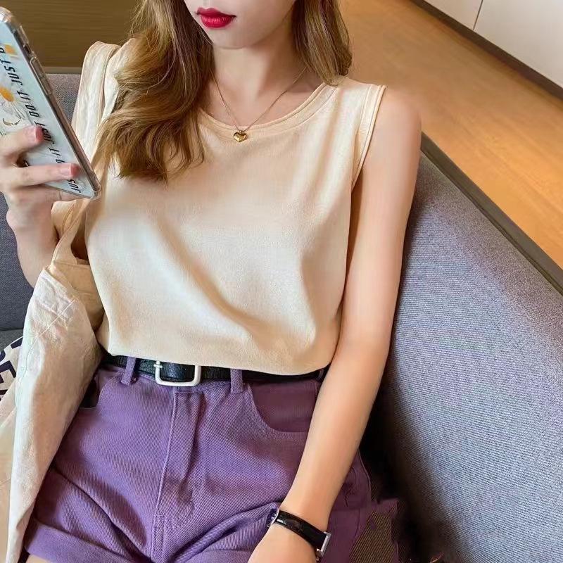 

Women s White Ice Silk Knit Camisole, Sleeveless Loose-Fit Vest for Outdoor Wear One Size